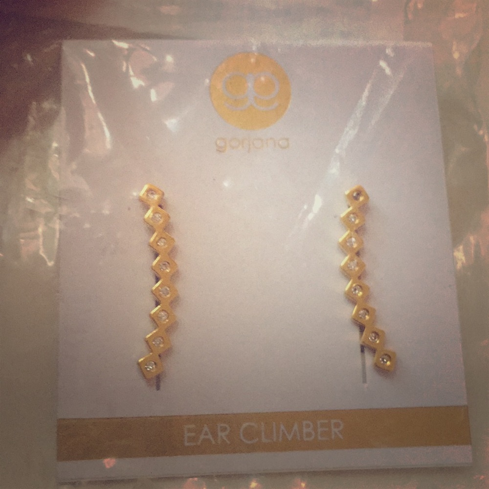 Ear climbers from Vici collection